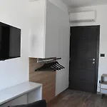 Tara, 4 Bedroom With Heated Pool * Medulin