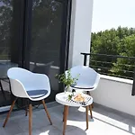 Tara, 4 Bedroom With Heated Pool *