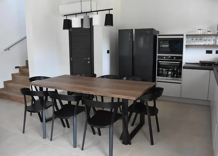ヴィラ Tara, 4 Bedroom With Heated Pool *