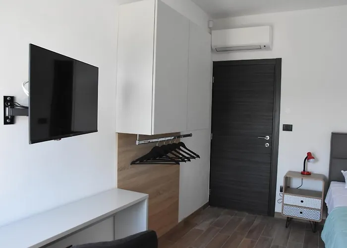 Tara, 4 Bedroom With Heated Pool * メドゥリン