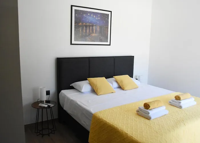 Tara, 4 Bedroom With Heated Pool ヴィラ *