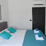 Tara, 4 Bedroom With Heated Pool Villa *