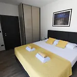 Tara, 4 Bedroom With Heated Pool Villa Medulin
