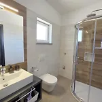 Tara, 4 Bedroom With Heated Pool Villa