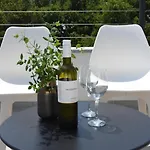 Villa Tara, 4 Bedroom With Heated Pool Medulin