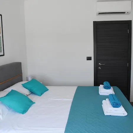 Tara, 4 Bedroom With Heated Pool Villa *