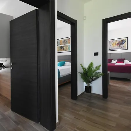 Tara, 4 Bedroom With Heated Pool Villa *