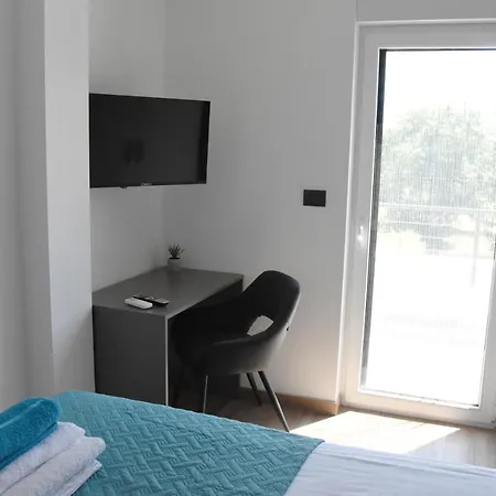 Villa Tara, 4 Bedroom With Heated Pool